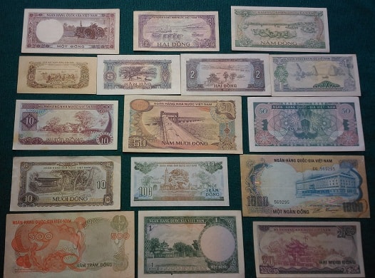 bộ tiền xưa mặt sau