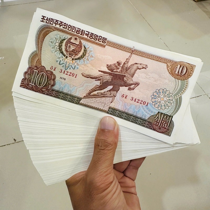 SỈ 50 TỜ TIỀN CON NGỰA TRIỀU TIÊN LÌ XÌ TẾT BÍNH NGỌ 2026